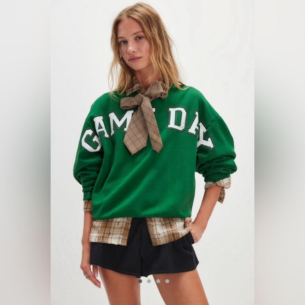 NWT Free People Daydreamer Game Day Oversized Crewneck Sweatshirt, Size S/M